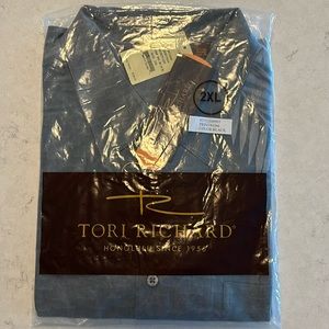 Tori, Richards, men’s button-down shirt
